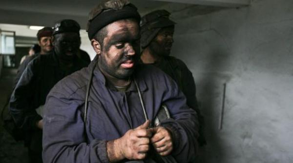 stratfor consemneaza protestele minerilor din romania