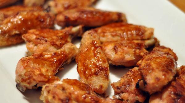 aripioare de pui crocante la cuptor si legume sotate un pranz rapid gustos parfumat