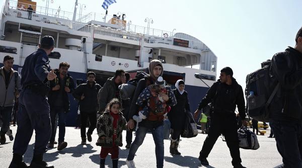 grecia iritata ca ue o transforma in depozit de migranti