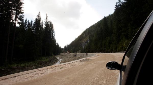 mehedinti circulatia rutiera inchisa pe dj 670