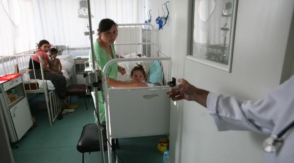 arges numarul copiilor internati cu scaune diareice a scazut la 43 niciun caz nu a fost transferat la bucuresti