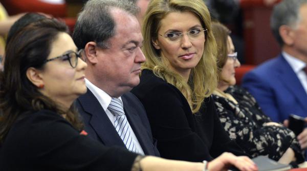 liberalii se dau feministi dar n au femei la capitala alianta cu basescu provoaca tensiune