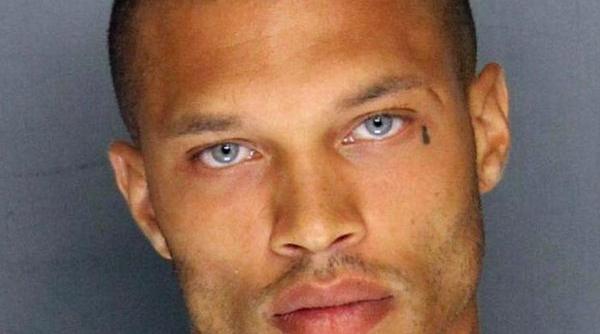 cel mai sexy detinut din lume iese din inchisoare si devine fotomodel