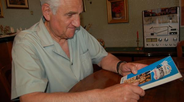 profesorul care a scos la tabla iasul intreg