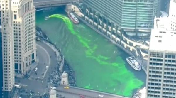 raul chicago colorat in verde pentru sarbatoarea de sfantul patrick