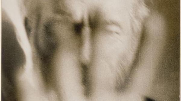 langa shakespeare si beethoven se mai afla un dumnezeu brancusi sculptorul roman si adversarii sai pe de alta parte