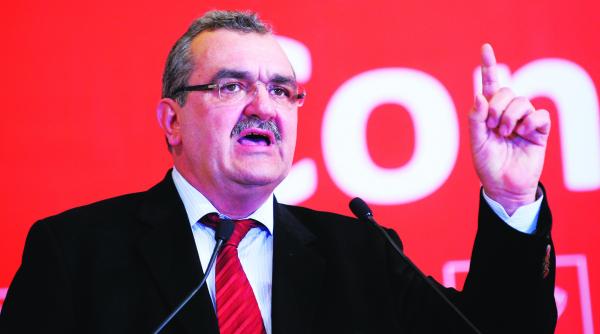 de la minister direct in spatele gratiilor