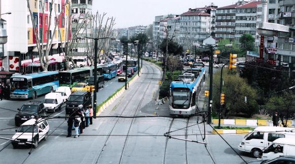 atac sinucigas la istanbul soldat cu doi morti si sapte raniti
