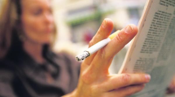 fumatorii combat legea care ii doare cu petitii