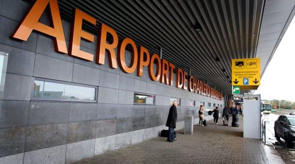 transport gratuit cu taxiul de la aeroportul charleroi din belgia