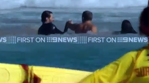 video actorul hugh jackman si a ajutat fiul si pe un alt barbat prinsi de un curent oceanic sa ajunga pe plaja in siguranta