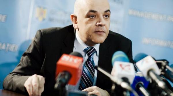 raed arafat a sosit la palatul victoria pentru discutii despre raportul privind incendiul de la colectiv