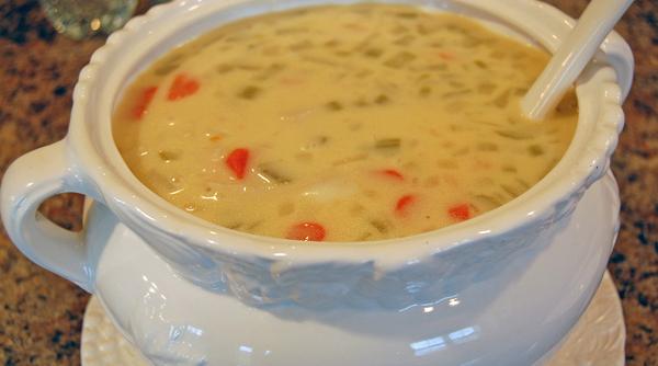 pentru masa de pasti va recomandam ciorba radauteana