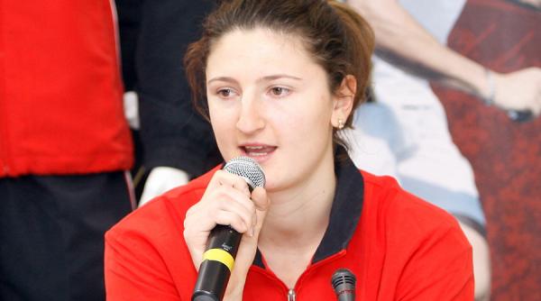 irina begu a invins o pe mattek sands si s a calificat in optimi la charleston