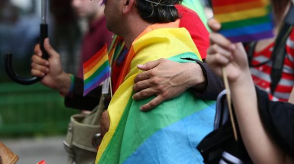 romania obligata de cedo sa plateasca despagubiri unor participanti la marsul gay din iunie 2006