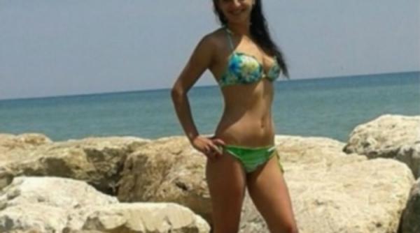 o romanca provoaca o polemica in italia dupa ce a publicat poze in costum de baie desi este in inchisoare pentru crima