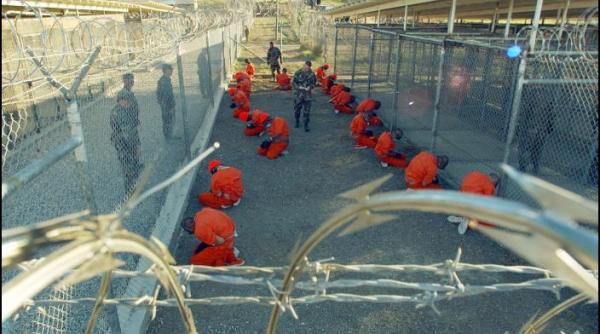 noua yemeniti transferati de la inchisoarea militara americana de la guantanamo bay in arabia saudita