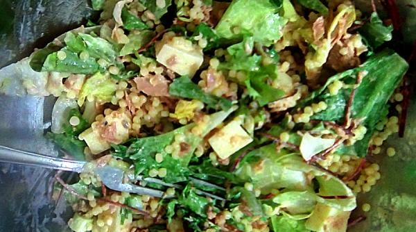 va este foame incercati aceasta salata savuroasa si sanatoasa