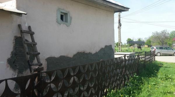 investitii stranii o scoala sta sa cada primaria renoveaza gradinita fara copii