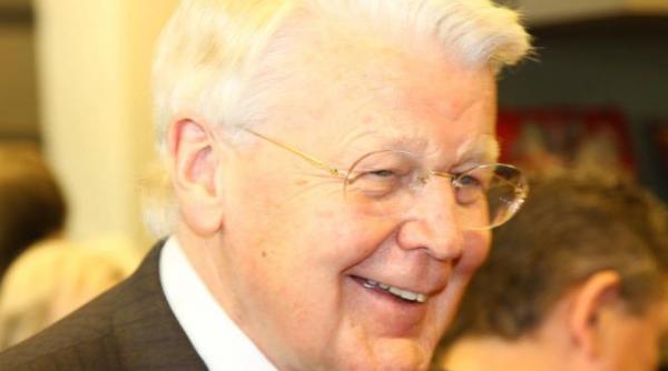 panama papers presedintele islandei anunta ca va candida din nou din cauza nesigurantei politice