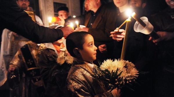 fara slujbe in biserici de lemn