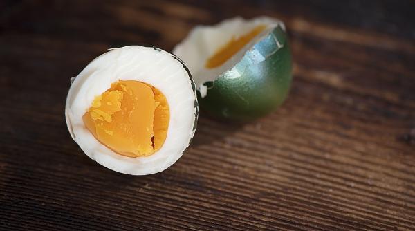 cate calorii au mancarurile de pasti