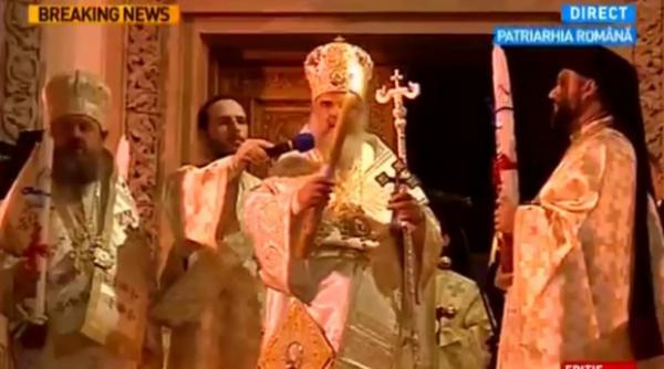 hristos a inviat paste fericit