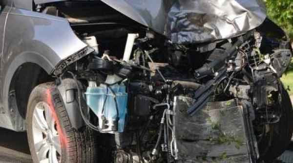 tata si fiu morti intr un grav accident rutier au intrat intr un cap de pod