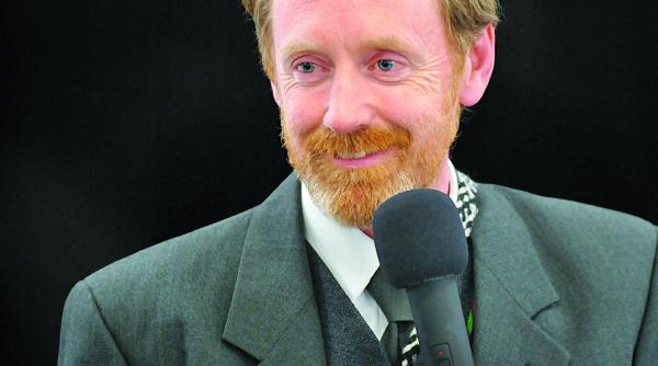 irlandezul din carpati a devenit consilier de ministru