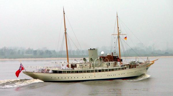 video 16 ani de cand romania si a vandut cel mai luxos iaht la pret de fier vechi