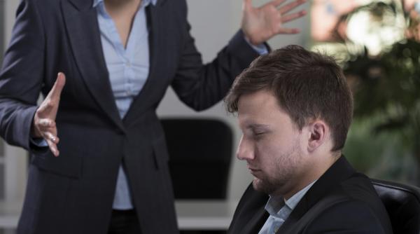 colegi toxici bullying ul la locul de munca