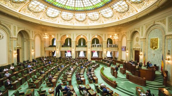 parlamentarii si au mai inventat o vacanta