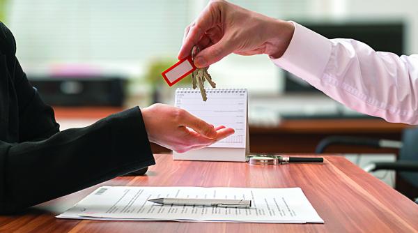 notarii nu stiu ce comisoane sa perceapa clientilor