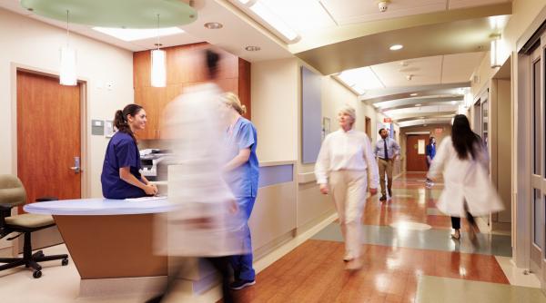 fiu de general sts contracte uriase cu spitale