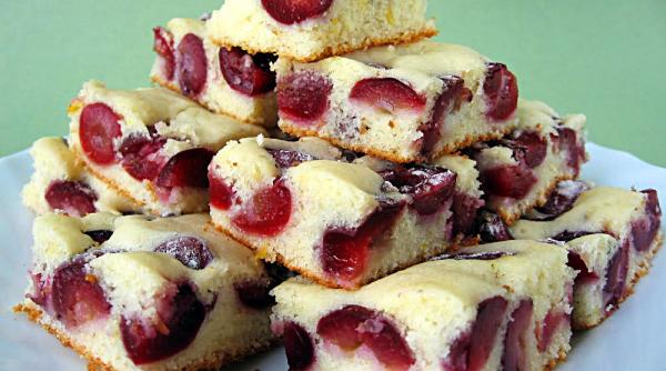 prajitura cu fructe de sezon placinta cu cirese