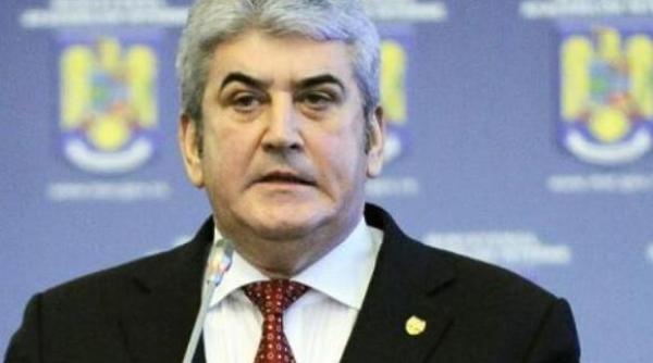 reactie dura a politistului marian godina la adresa lui gabriel oprea umanoid fara creier