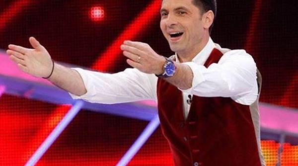 dan negru a primit o oferta ciudata dar foarte tare orice vedeta viseaza la ea