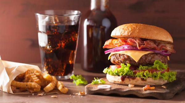 28 de localuri din capitala serveau mancare expirata