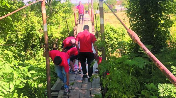 atentie cad poduri alai electoral ajuns la spital