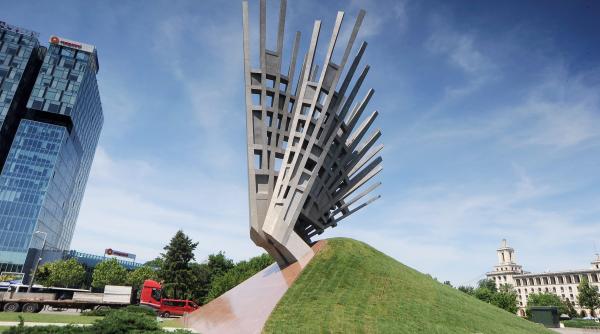 monumentul aripi dezvelit