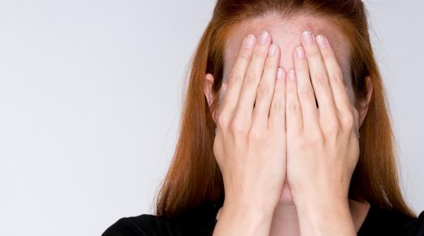 ti e frica de insecte sau de zbor te poti trata prin hipnoza