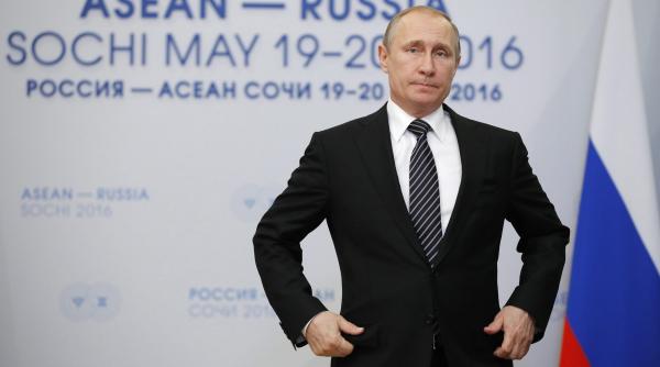 armata copiilor reinviata de putin