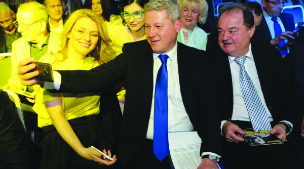 dreapta nu se uneste dreapta se transforma