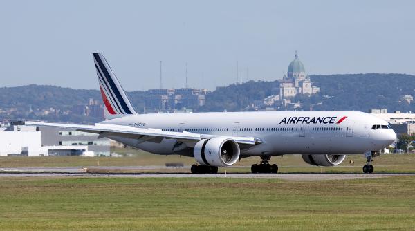 transportul cu air france pentru debutul euro 2016 in pericol