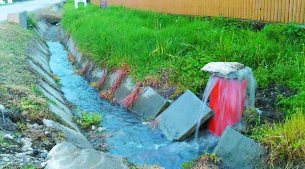 proiect european fantanile cu miros de hazna de la rascaeti