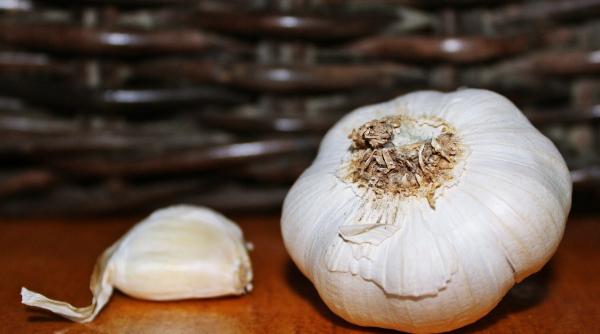 atentie usturoiul importat din china este toxic iata cum poate fi identificat