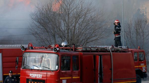 alerta un camion incarcat cu butelii a luat foc si a explodat la mihailesti