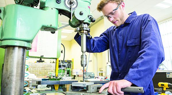 lipsa muncitorilor tine la distanta investitorii straini