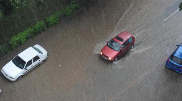 averizare meteo cod galben de averse si grindina in judetele vrancea galati si sibiu in urmatoarea ora