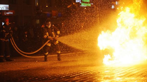 incendiu la un depozit din zona garii obor